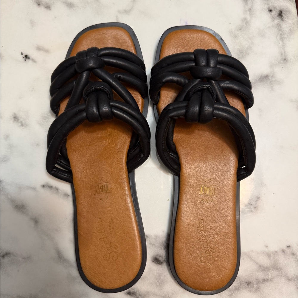 Seychelles Black and Tan Knotted Sandals